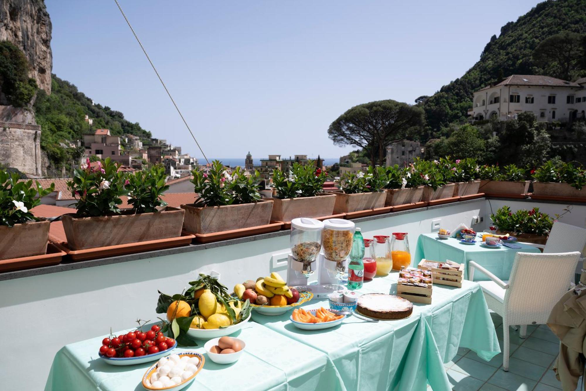 Valle D'Amalfi Suites Buitenkant foto