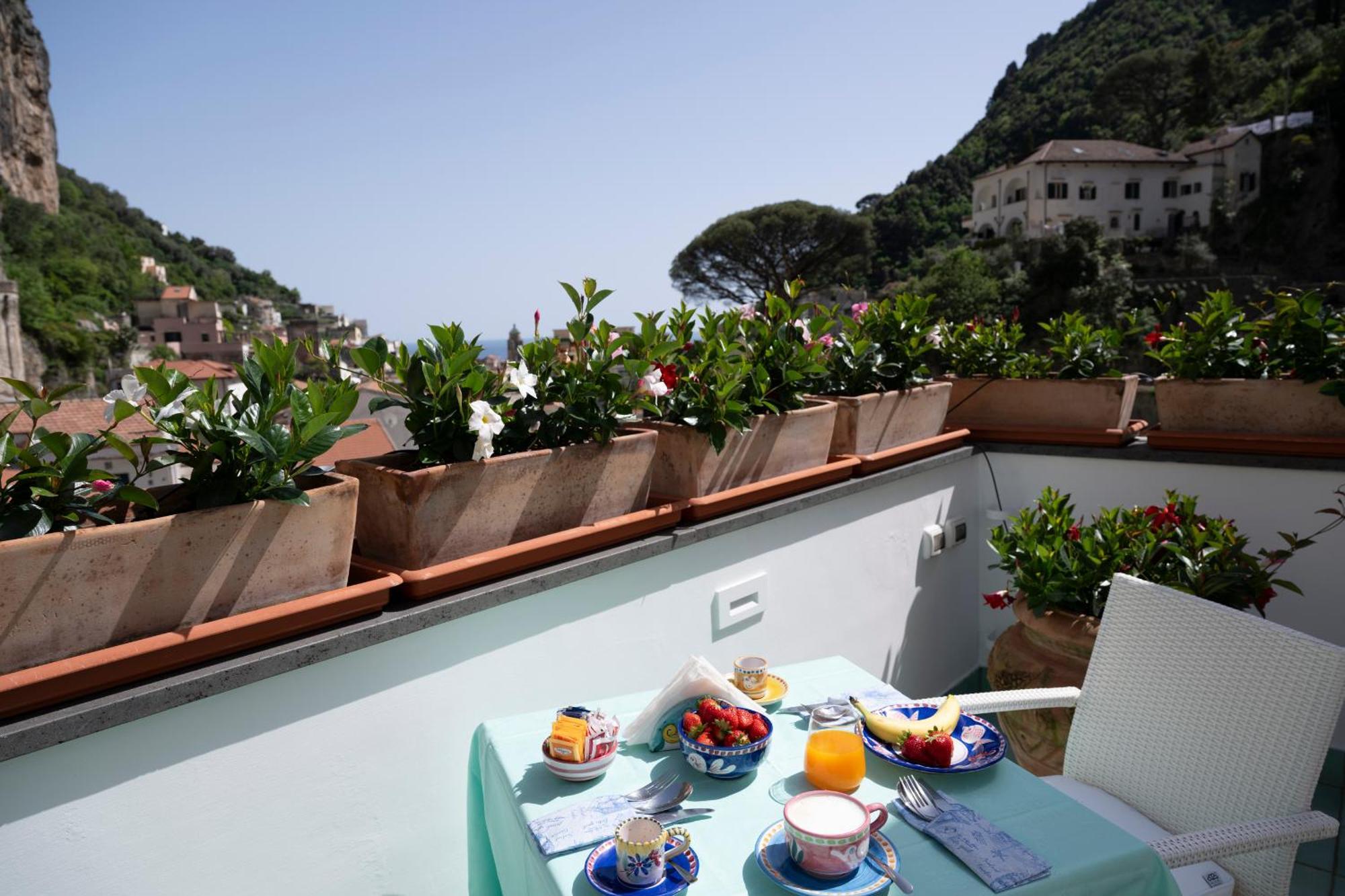 Valle D'Amalfi Suites Buitenkant foto